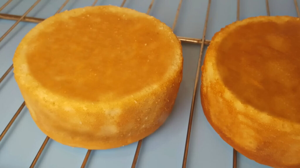 Let the cakes cool for 10 minutes in the pans before transferring them to a wire rack.